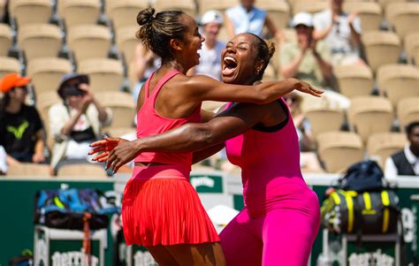 Fernandez and Townsend beat Gauff and Pegula to reach French Open women’s doubles final